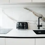 Core Royal-studio Apartment *