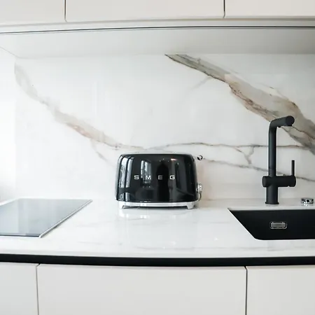 Core Royal-studio & Parking Daire *