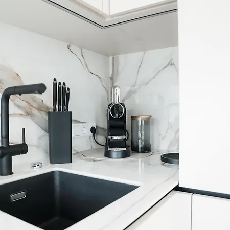 Daire Core Royal-studio & Parking *