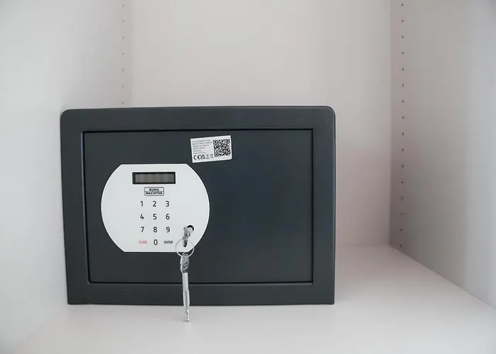 Core Royal-studio & Parking *